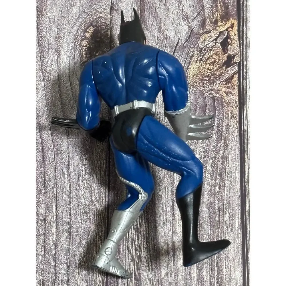 Legends of Batman Cyborg Batman 1994 Vintage Kenner Action Figure DC Comics